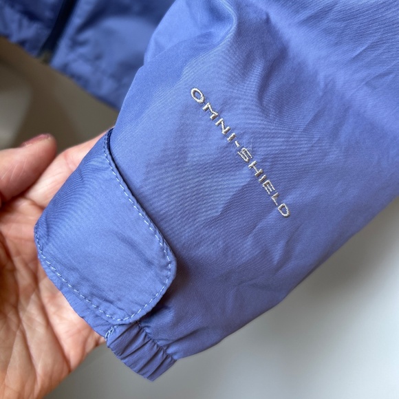 Columbia Women's Jacket with Hood - Picture 3 of 9